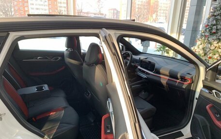 Geely Coolray I, 2024 год, 2 700 000 рублей, 4 фотография