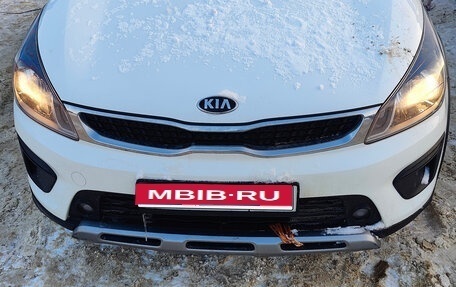 KIA Rio IV, 2018 год, 1 350 000 рублей, 1 фотография