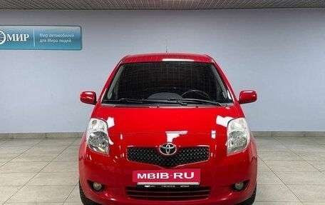 Toyota Yaris III рестайлинг, 2008 год, 659 000 рублей, 2 фотография