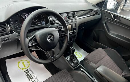 Skoda Rapid I, 2015 год, 1 295 000 рублей, 9 фотография