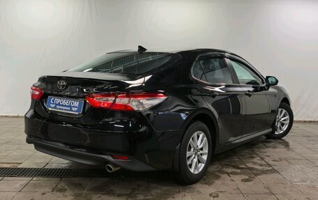 Toyota Camry, 2019 год, 2 050 000 рублей, 2 фотография