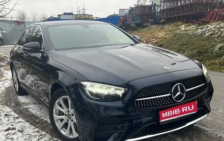 Mercedes-Benz E-Класс, 2020 год, 4 300 000 рублей, 1 фотография