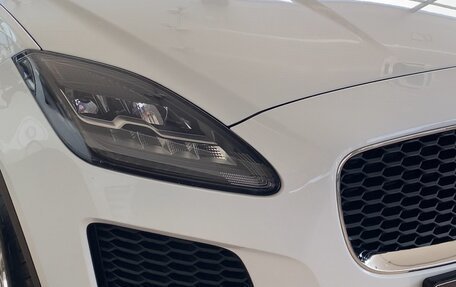 Jaguar E-Pace, 2018 год, 3 150 000 рублей, 3 фотография