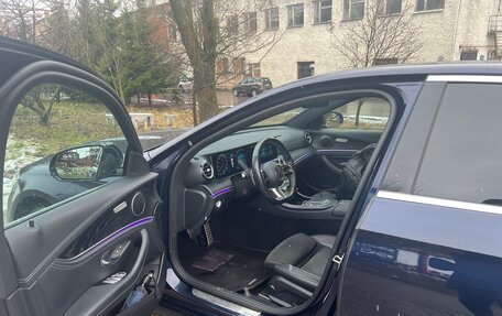 Mercedes-Benz E-Класс, 2020 год, 4 300 000 рублей, 10 фотография