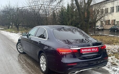 Mercedes-Benz E-Класс, 2020 год, 4 300 000 рублей, 4 фотография