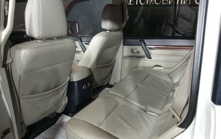 Mitsubishi Pajero IV, 2008 год, 1 319 000 рублей, 8 фотография