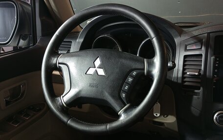 Mitsubishi Pajero IV, 2008 год, 1 319 000 рублей, 10 фотография