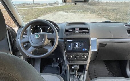 Skoda Yeti I рестайлинг, 2012 год, 810 000 рублей, 28 фотография