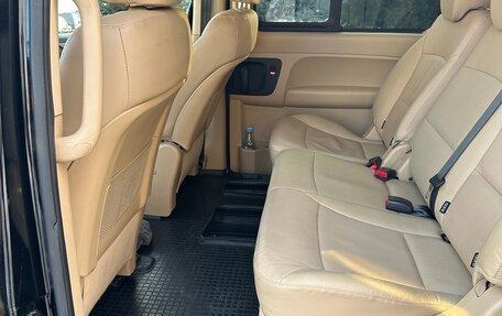 Hyundai H-1 II рестайлинг, 2021 год, 4 200 000 рублей, 4 фотография