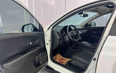 Honda Vezel, 2022 год, 1 684 000 рублей, 7 фотография