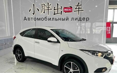 Honda Vezel, 2022 год, 1 684 000 рублей, 3 фотография