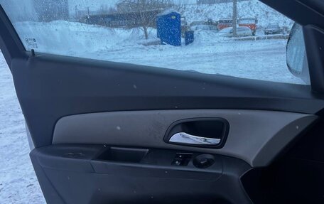 Chevrolet Cruze II, 2011 год, 720 000 рублей, 8 фотография