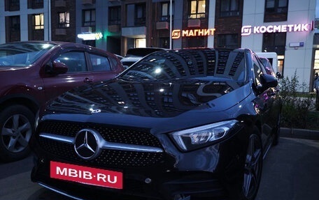 Mercedes-Benz A-Класс, 2020 год, 2 600 000 рублей, 2 фотография