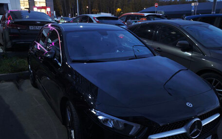 Mercedes-Benz A-Класс, 2020 год, 2 600 000 рублей, 3 фотография