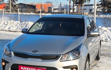 KIA Rio IV, 2018 год, 1 170 000 рублей, 3 фотография