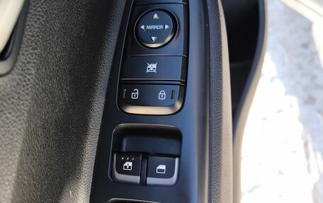 KIA Rio IV, 2018 год, 1 170 000 рублей, 8 фотография