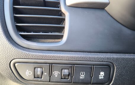 KIA Rio IV, 2018 год, 1 170 000 рублей, 9 фотография