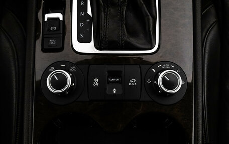 Volkswagen Touareg III, 2012 год, 1 899 000 рублей, 14 фотография