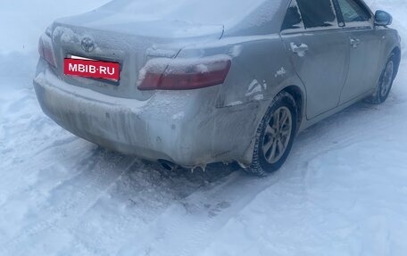 Toyota Camry, 2009 год, 930 000 рублей, 2 фотография