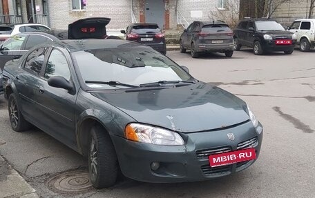 Dodge Stratus II, 2002 год, 300 000 рублей, 1 фотография