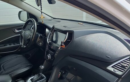 Hyundai Santa Fe III рестайлинг, 2016 год, 2 500 000 рублей, 4 фотография