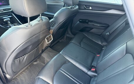 KIA K5, 2022 год, 2 550 000 рублей, 17 фотография