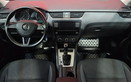 Skoda Octavia, 2017 год, 1 499 000 рублей, 9 фотография