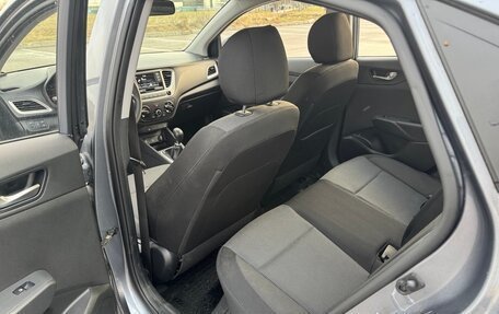 Hyundai Solaris II рестайлинг, 2020 год, 1 600 000 рублей, 6 фотография