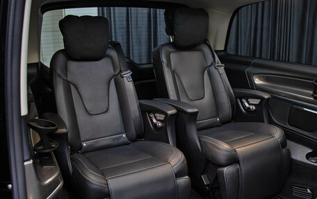 Mercedes-Benz V-Класс, 2021 год, 9 498 000 рублей, 12 фотография