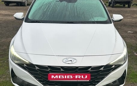 Hyundai Avante, 2020 год, 2 100 000 рублей, 2 фотография