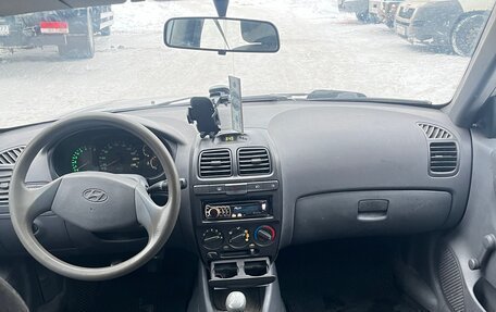 Hyundai Accent II, 2005 год, 215 000 рублей, 10 фотография