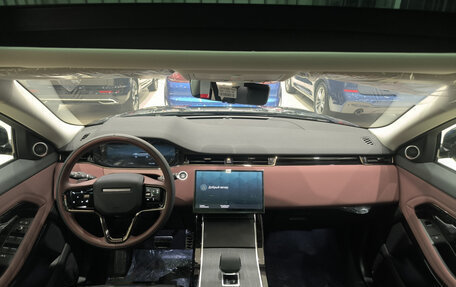 Land Rover Range Rover Evoque II, 2025 год, 6 299 000 рублей, 17 фотография