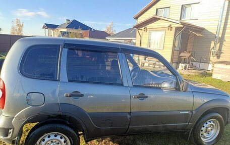 Chevrolet Niva I рестайлинг, 2013 год, 600 000 рублей, 2 фотография