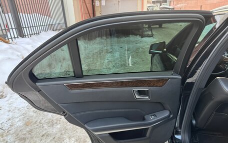 Mercedes-Benz E-Класс, 2015 год, 2 150 000 рублей, 15 фотография