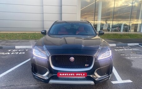 Jaguar F-Pace, 2017 год, 2 990 000 рублей, 3 фотография