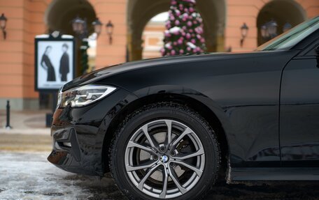 BMW 3 серия, 2019 год, 3 320 000 рублей, 13 фотография