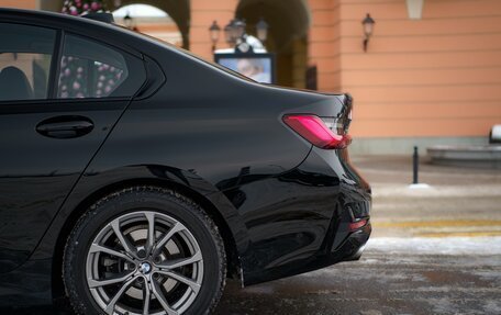 BMW 3 серия, 2019 год, 3 320 000 рублей, 14 фотография