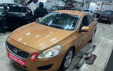 Volvo S60 III, 2011 год, 825 000 рублей, 2 фотография