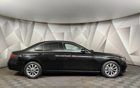 Mercedes-Benz E-Класс, 2019 год, 2 579 000 рублей, 6 фотография