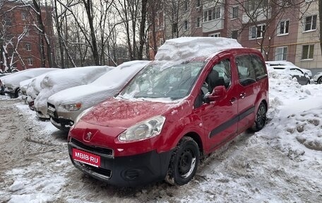 Peugeot Partner II рестайлинг 2, 2012 год, 410 000 рублей, 1 фотография