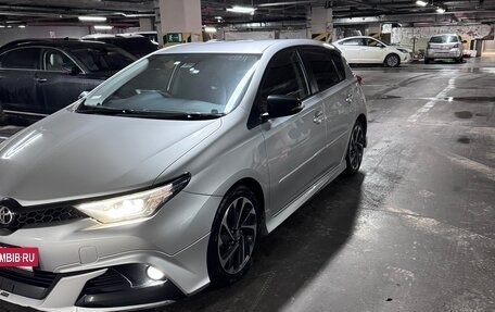 Toyota Auris II, 2017 год, 1 500 000 рублей, 3 фотография