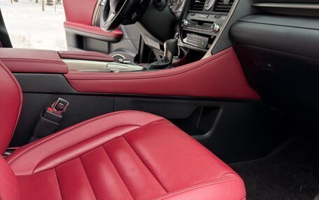 Lexus RX IV рестайлинг, 2016 год, 4 300 000 рублей, 18 фотография