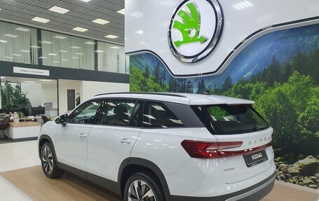 Skoda Kodiaq, 2025 год, 6 398 000 рублей, 3 фотография