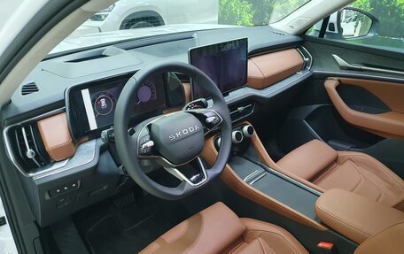 Skoda Kodiaq, 2025 год, 6 398 000 рублей, 9 фотография