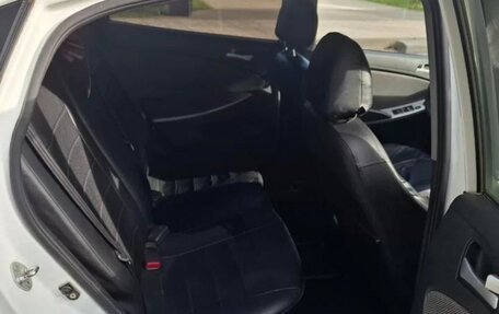 Hyundai Solaris II рестайлинг, 2013 год, 760 000 рублей, 5 фотография