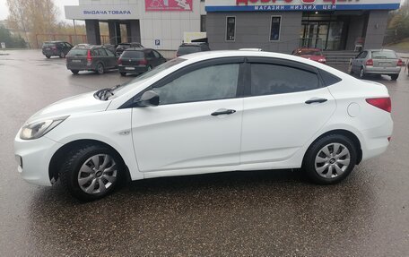 Hyundai Solaris II рестайлинг, 2013 год, 760 000 рублей, 3 фотография