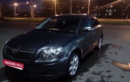 Toyota Avensis III рестайлинг, 2006 год, 900 000 рублей, 4 фотография