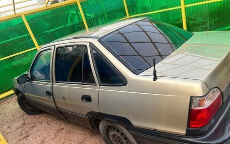 Daewoo Nexia I рестайлинг, 2005 год, 130 000 рублей, 4 фотография
