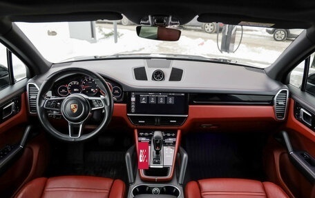 Porsche Cayenne III, 2019 год, 7 999 000 рублей, 13 фотография
