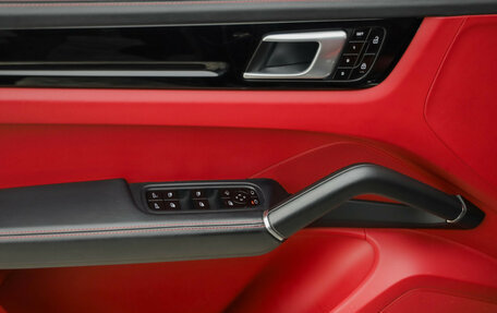 Porsche Cayenne III, 2019 год, 7 999 000 рублей, 27 фотография